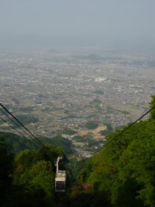 下山はロープウェイ