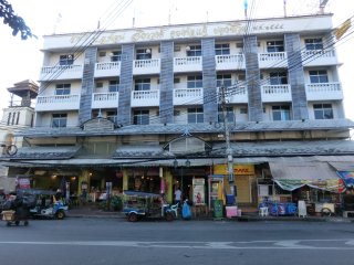 サワディー カオサン ホテル