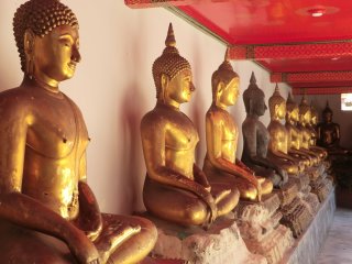 ワット・ポー寺院回廊