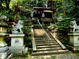 八阪神社