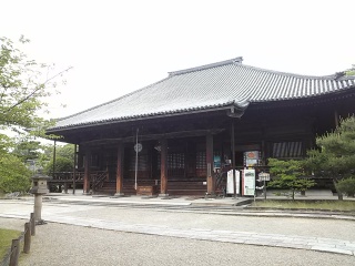 西大寺本堂