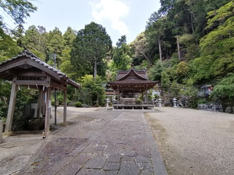 玉津岡神社