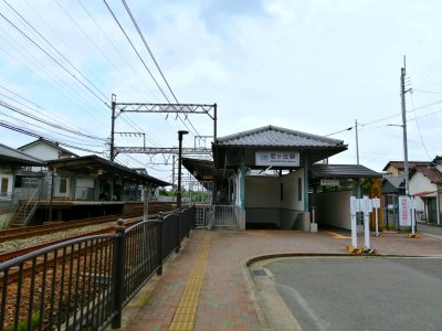 近鉄尼ヶ辻駅