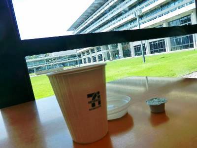 セブンイレブンで休憩