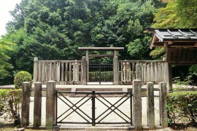 35.皇極/37.齊明天皇越智崗上陵