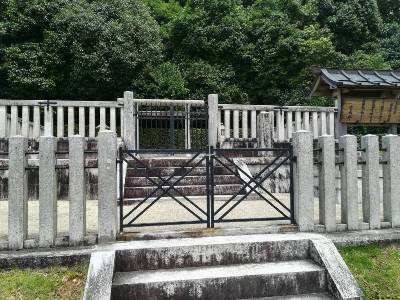 42.文武天皇檜隈安古岡上陵