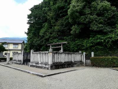 5.孝昭天皇掖上博多山上陵